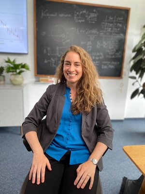 Porträt der Wissenschaftlerin Laura Kreidberg